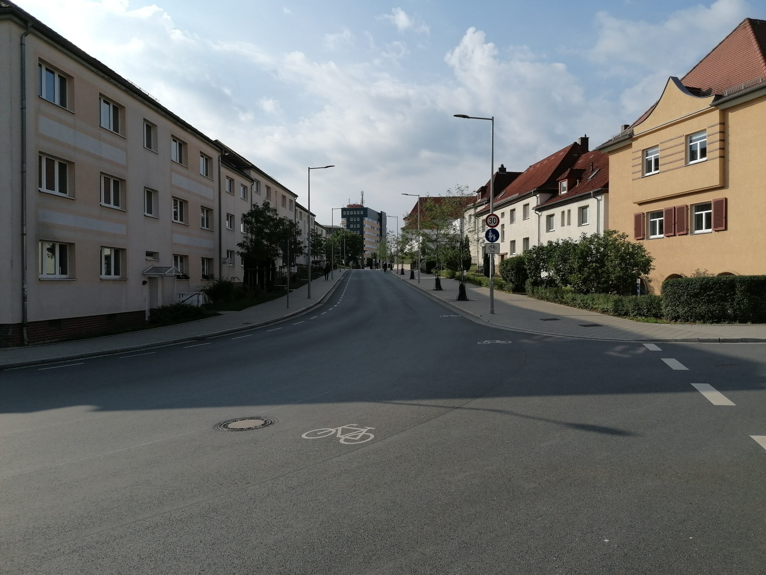 02_Tatzendpromenade-scaled